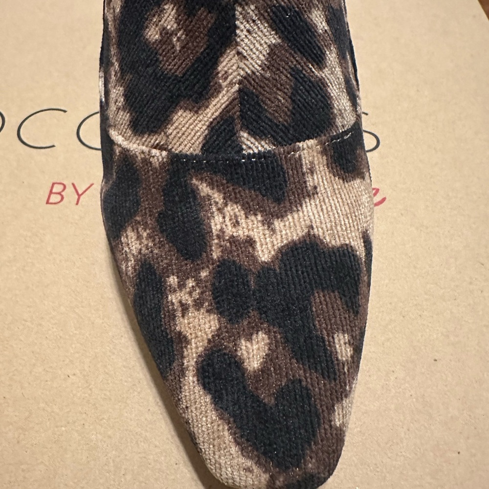 NIB Leopard Print Corduroy Ankle Boots - Picture 3 of 5